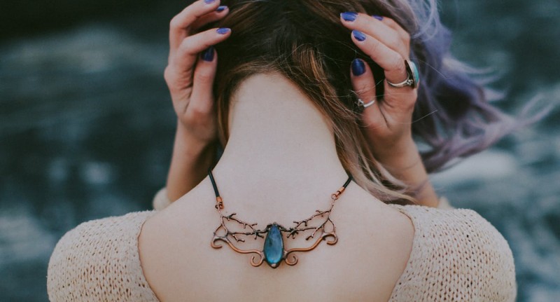 A Graceful Look Of Double Cross Necklace