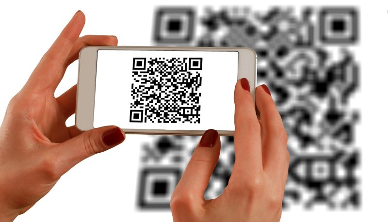 hands-1167612-1280-63c3cc0c27140.jpg
